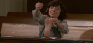 Kate Micucci feet photo thumbnail
