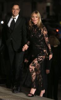 Kate Moss feet photo thumbnail