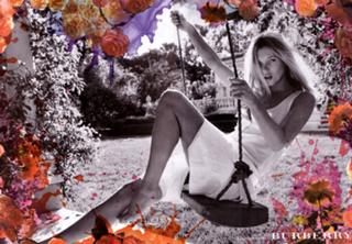 Kate Moss feet photo thumbnail