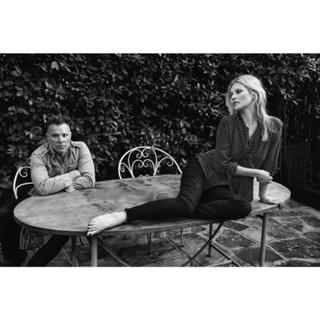 Kate Moss feet photo thumbnail