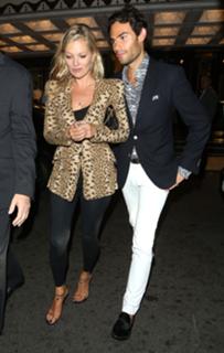 Kate Moss feet photo thumbnail