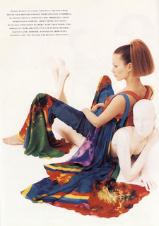 Kate Moss feet photo thumbnail