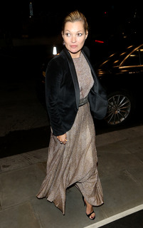Kate Moss feet photo thumbnail