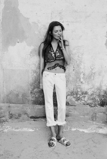 Kate Moss feet photo thumbnail