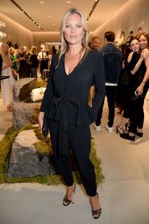 Kate Moss feet photo thumbnail