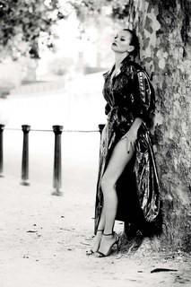 Kate Moss feet photo thumbnail