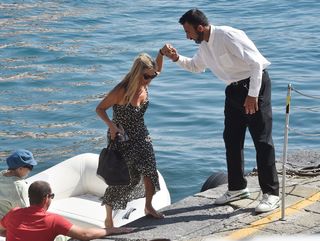 Kate Moss feet photo thumbnail