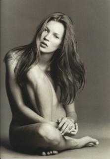 Kate Moss feet photo thumbnail