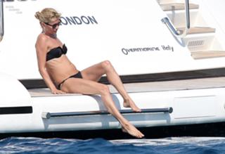 Kate Moss feet photo thumbnail