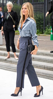 Kate Moss feet photo thumbnail