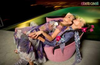 Kate Moss feet photo thumbnail