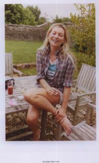 Kate Moss feet photo thumbnail