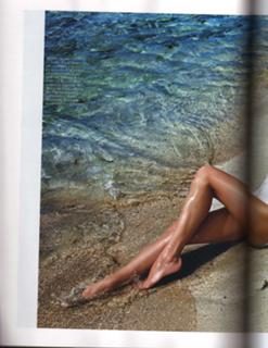 Kate Moss feet photo thumbnail