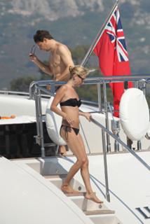 Kate Moss feet photo thumbnail