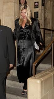 Kate Moss feet photo thumbnail
