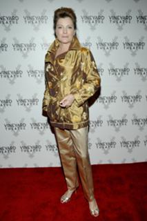 Kate Mulgrew feet photo thumbnail