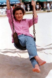Kate Mulgrew feet photo thumbnail