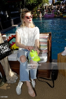 Kate Nash feet photo 9