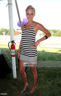 Kate Nauta feet photo 16