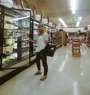 Kate Quigley feet photo 6