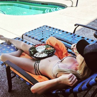 Kate Quigley feet photo 10