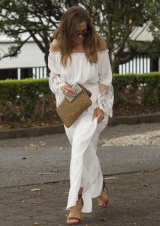 Kate Ritchie feet photo 8