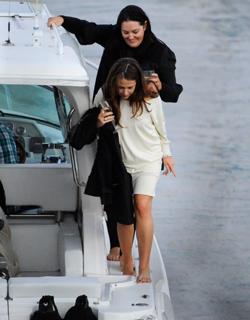 Kate Ritchie feet photo 6