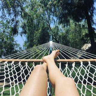 Kate Siegel feet photo thumbnail