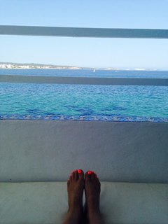 Kate Thornton feet photo 10