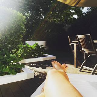Kate Thornton feet photo 2