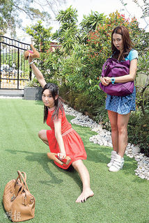 Kate Tsui feet photo 6