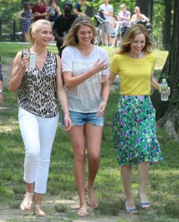 Kate Upton feet photo thumbnail