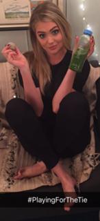 Kate Upton feet photo thumbnail