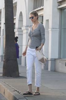 Kate Upton feet photo thumbnail