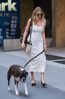 Kate Upton feet photo thumbnail