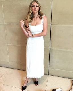 Kate Upton feet photo thumbnail