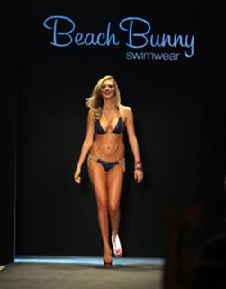 Kate Upton feet photo thumbnail