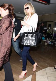 Kate Upton feet photo thumbnail