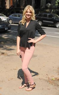 Kate Upton feet photo thumbnail