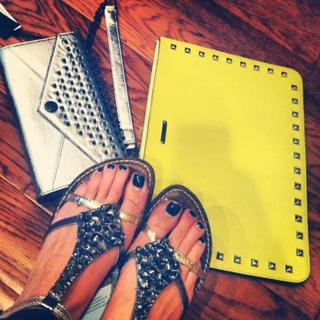 Kate Voegele feet photo 11