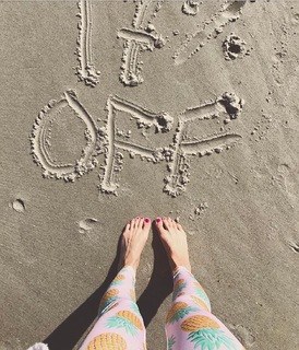 Kate Voegele feet photo 18