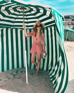 Kate Voegele feet photo 11