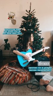 Kate Voegele feet photo 5