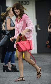 Kate Walsh feet photo thumbnail