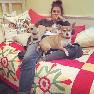 Kate Walsh feet photo thumbnail