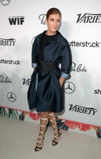 Kate Walsh feet photo thumbnail
