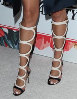 Kate Walsh feet photo thumbnail