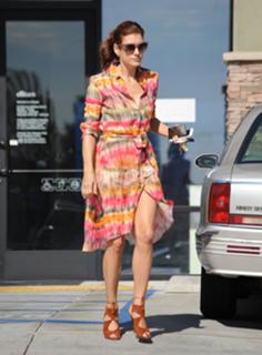 Kate Walsh feet photo thumbnail