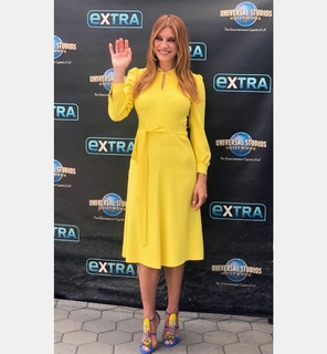 Kate Walsh feet photo thumbnail