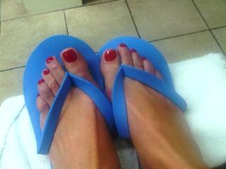 Kate Walsh feet photo thumbnail